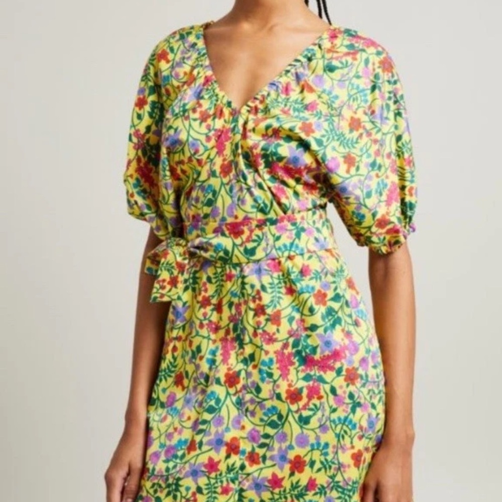 Max Mara Weekend Curvone Cotton Yellow Floral VNeck Belted Dress Size 4 NWT $485